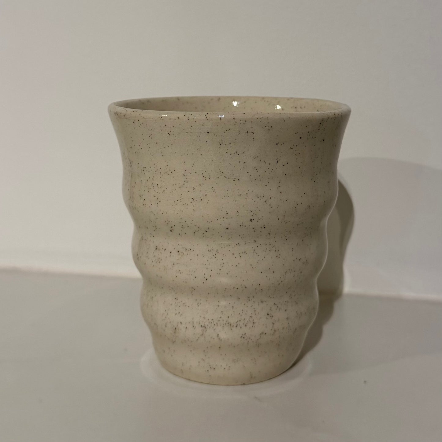WAVY TUMBLER